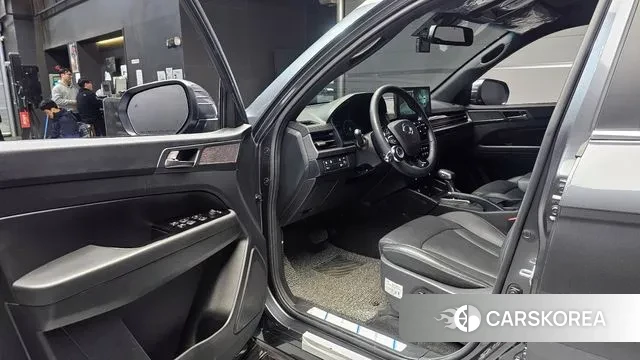 Ssangyong The New Rexton Sports Cannes 2025 Серый из Кореи, фото 2