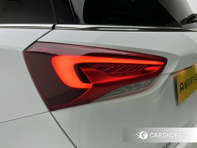 Buick GL6 2023 Белый из Китая, фото 2