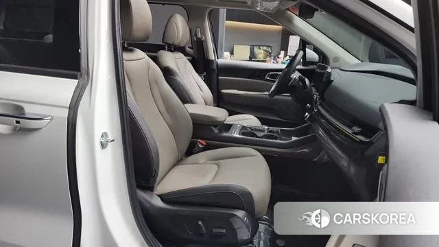 Kia The New Carnival 4th Generation 2023 Белый из Кореи, фото 2