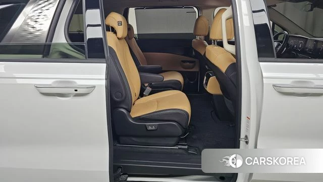 Kia Carnival 4th generation 2022 Белый из Кореи, фото 2