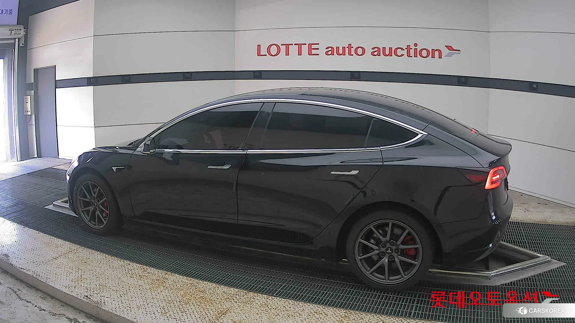 Tesla Model 3 Long Range 2020 Solidblack из Кореи, фото 2