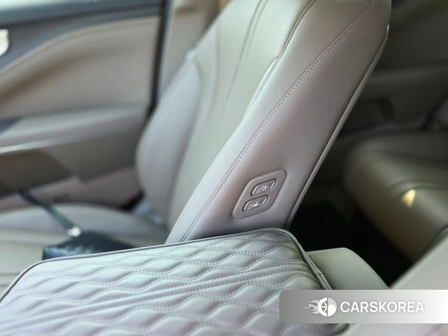 Kia K8 Hybrid 2023 Черный из Кореи, фото 2