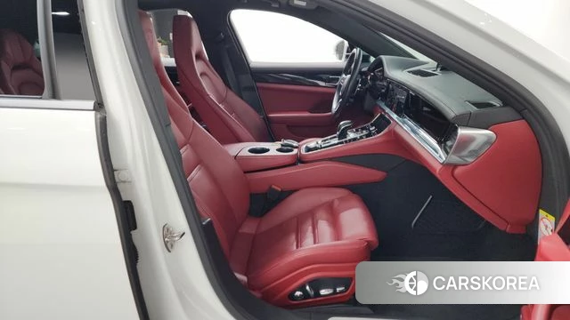 Porsche Panamera (971) 2018 Белый из Кореи, фото 2