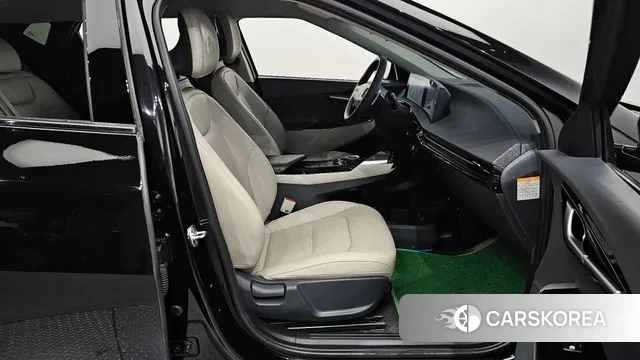 Kia EV6 2022 Черный из Кореи, фото 2