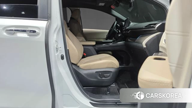 Toyota Sienna 4th Generation 2023 Белый из Кореи, фото 2