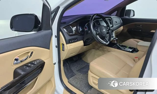 Kia The New Carnival 2018 Белый из Кореи, фото 2