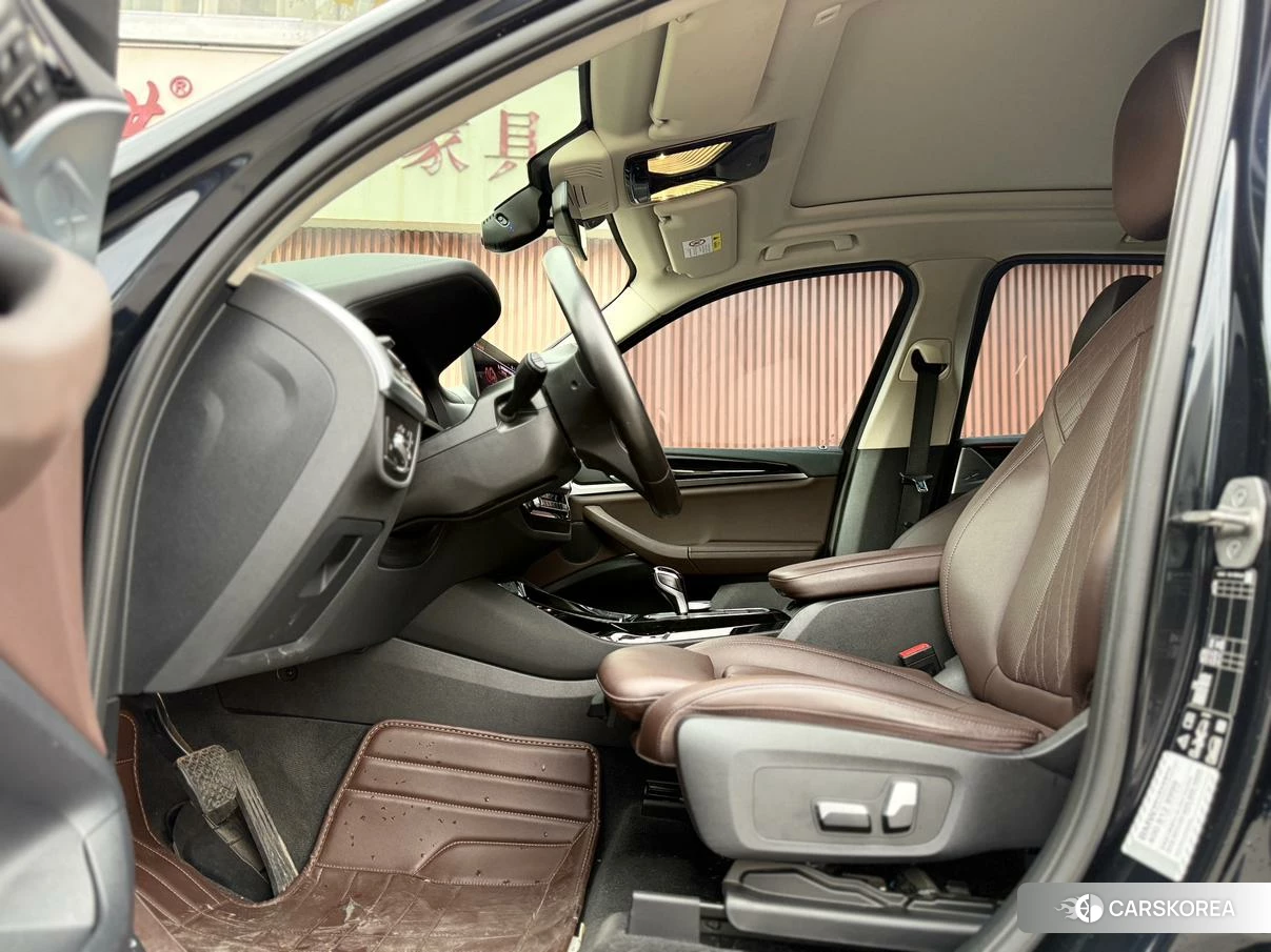 BMW X3 2021 Черный из Китая, фото 2
