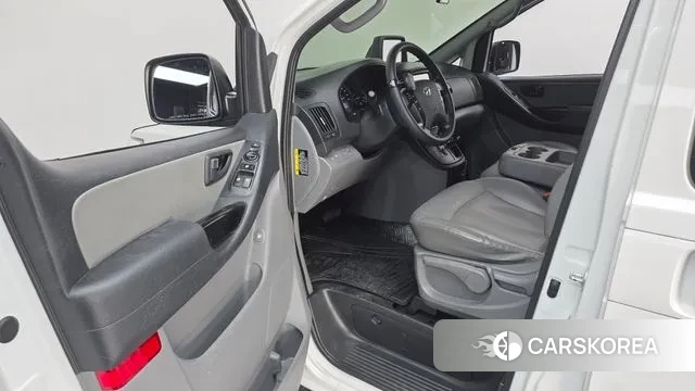 Hyundai The New Grand Starex 2020 Белый из Кореи, фото 2