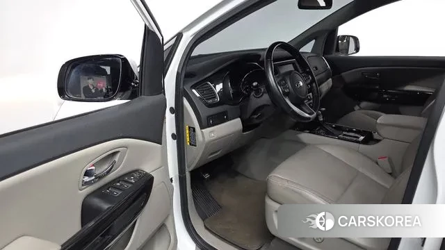 Kia The New Carnival 2019 Белый из Кореи, фото 2