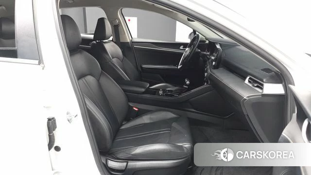 Kia K5 3rd generation 2022 Белый из Кореи, фото 2