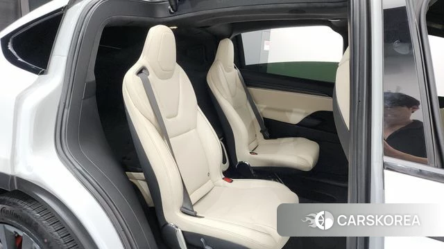 Tesla Model X 2023 Белый из Кореи, фото 2