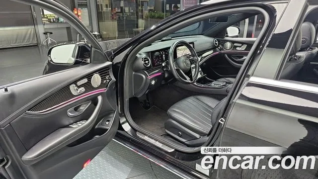 Mercedes-Benz E-Class W213 2021 Черный из Кореи, фото 2