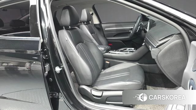 Hyundai Sonata (DN8) 2021 Черный из Кореи, фото 2