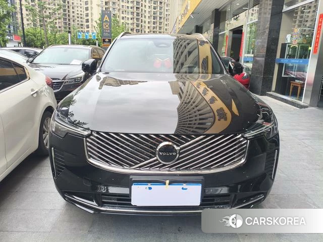 Volvo XC90 2026 Черный из Китая, фото 2