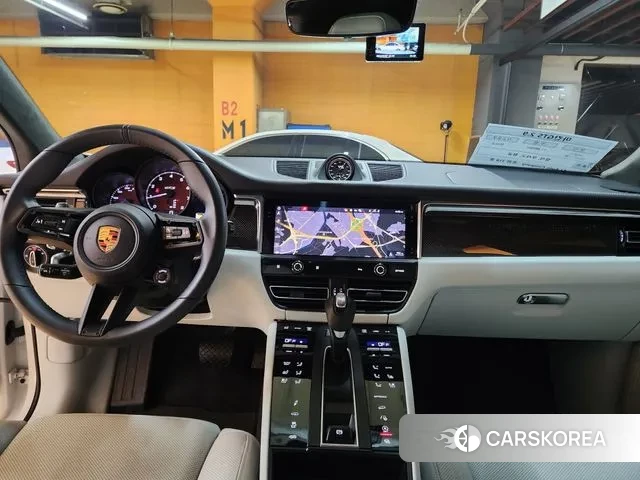 Porsche Macan 2023 Белый из Кореи, фото 2