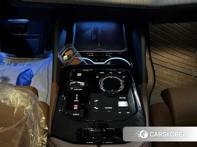 BMW 5 Series (G60) 2024 Белый из Кореи, фото 2