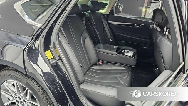 Genesis G80 (RG3) 2025 Черный из Кореи, фото 2