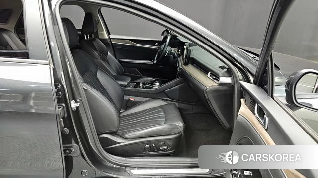 Kia K5 3rd generation 2020 Серый из Кореи, фото 2