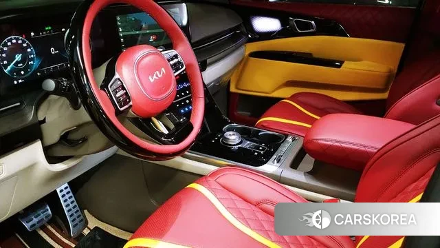 Kia Carnival 4th generation 2023 Черный из Кореи, фото 2