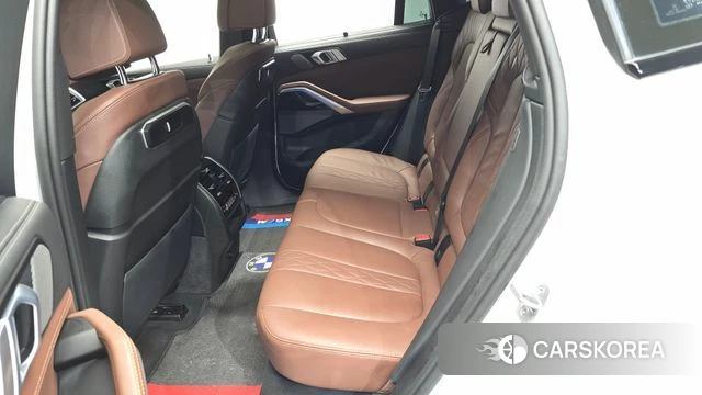 BMW X6 (G06) 2024 Белый из Кореи, фото 2