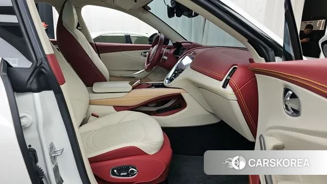 Aston Martin DBX 2022 Белый из Кореи, фото 2