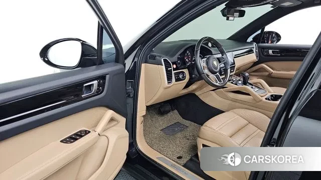 Porsche Cayenne (PO536) 2019 Черный из Кореи, фото 2