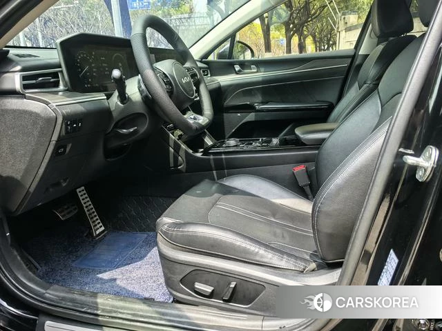 Kia K5 2021 Черный из Китая, фото 2