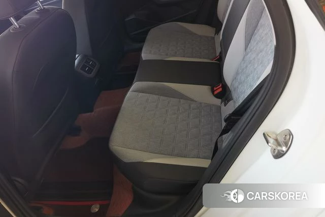 Volkswagen Lavida 2024 Белый из Китая, фото 2