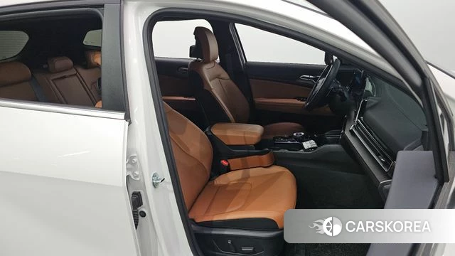 Kia Sportage 5th Generation 2021 Белый из Кореи, фото 2