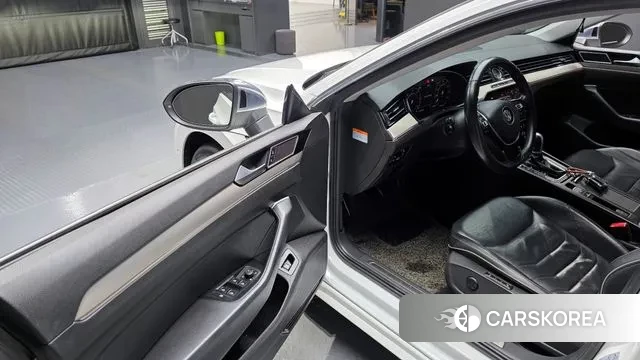 Volkswagen Arteon 2019 Белый из Кореи, фото 2