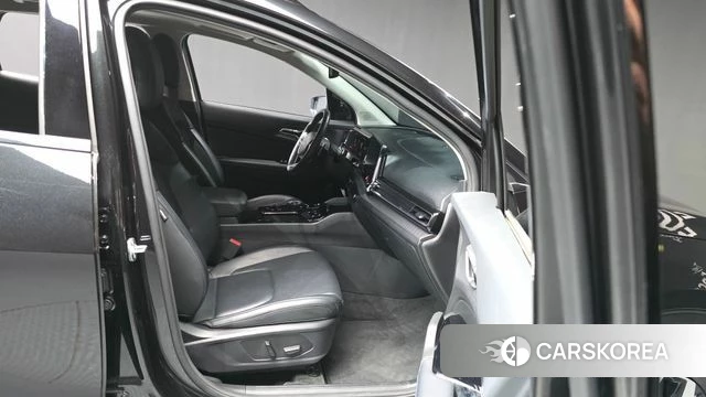 Kia Sportage 5th Generation 2023 Черный из Кореи, фото 2