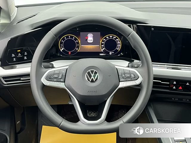 Volkswagen Golf 2025 Белый из Китая, фото 2