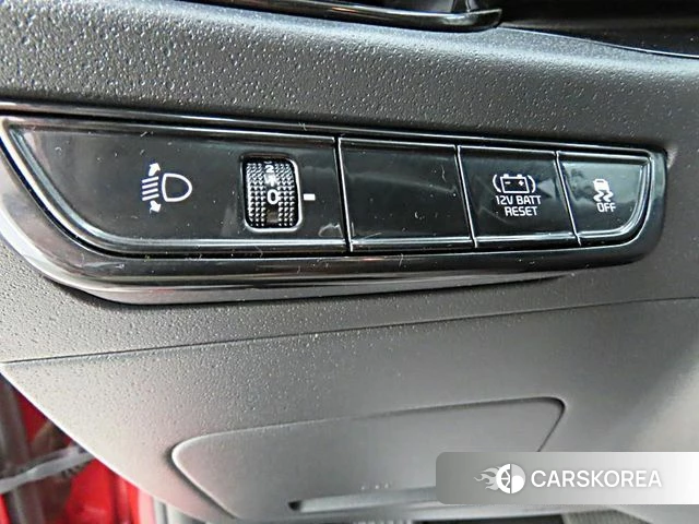 Kia Di Ol Nu Niro 2022 Красный из Кореи, фото 2