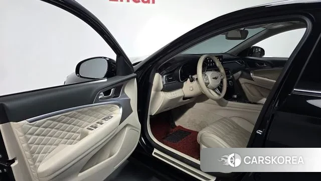 Genesis The New G70 2021 Черный из Кореи, фото 2