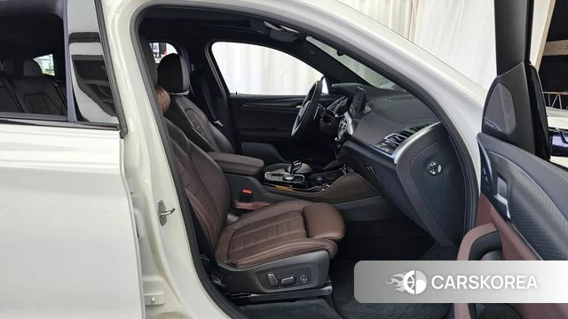 BMW X4 (G02) 2025 Белый из Кореи, фото 2