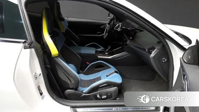 BMW M4 (G82) 2024 Белый из Кореи, фото 2