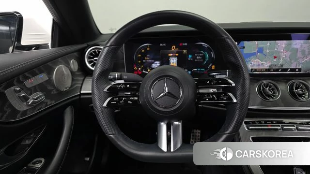 Mercedes-Benz E-Class W213 2022 Белый из Кореи, фото 2