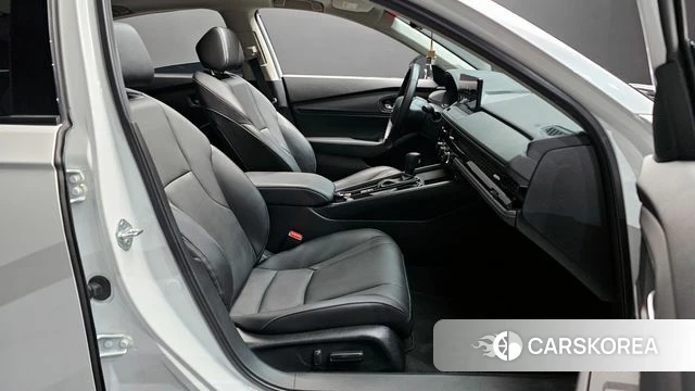 Honda Accord 11th Generation 2024 Белый из Кореи, фото 2