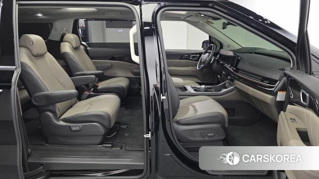 Kia The New Carnival 4th Generation 2024 Черный из Кореи, фото 2
