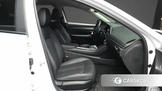 Hyundai Sonata (DN8) 2021 Белый из Кореи, фото 2