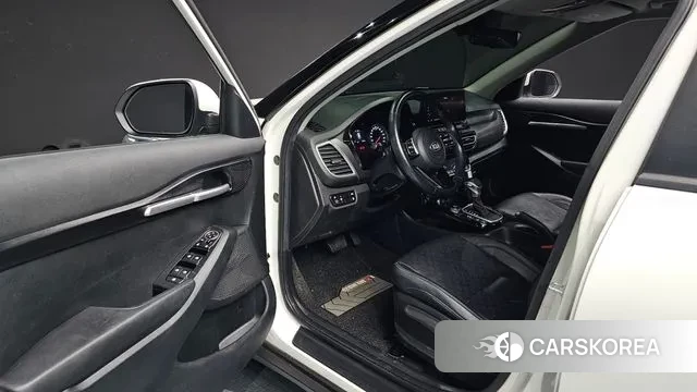 Kia Seltos 2020 Белый из Кореи, фото 2