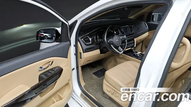 Kia The New Carnival 2018 Белый из Кореи, фото 2