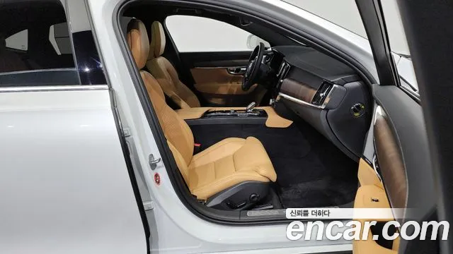 Volvo S90 2024 Белый из Кореи, фото 2