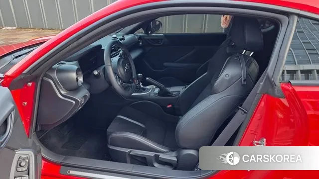 Toyota GR86 2024 Красный из Кореи, фото 2