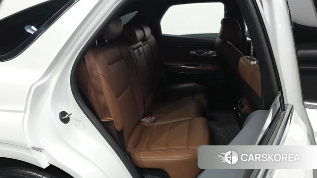 Genesis GV70 2022 Белый из Кореи, фото 2
