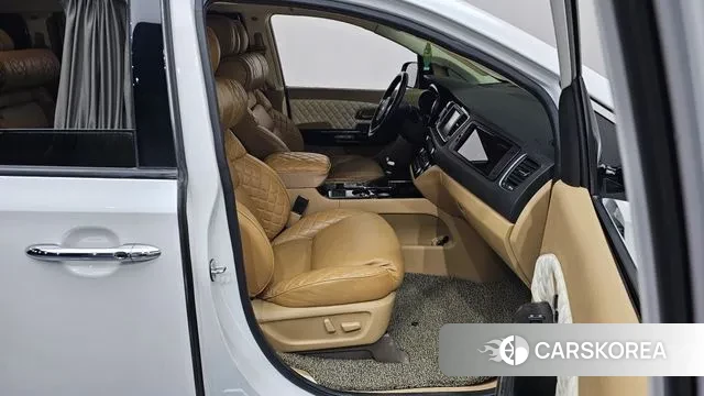 Kia The New Carnival 2019 Белый из Кореи, фото 2