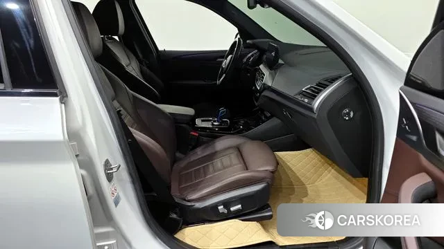 BMW iX3 2021 Белый из Кореи, фото 2