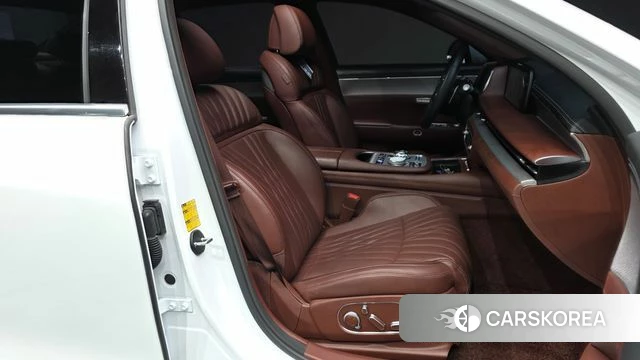 Genesis G90 (RS4) 2022 Белый из Кореи, фото 2