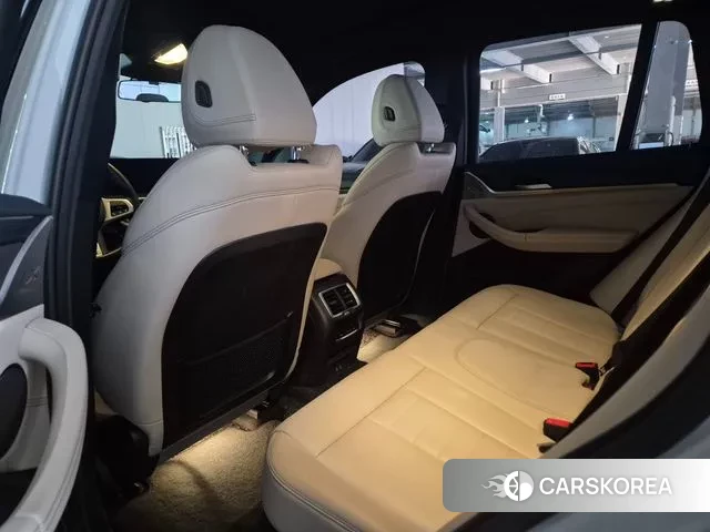 BMW iX3 2023 Белый из Кореи, фото 2