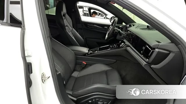 Porsche Panamera (972) 2025 Белый из Кореи, фото 2